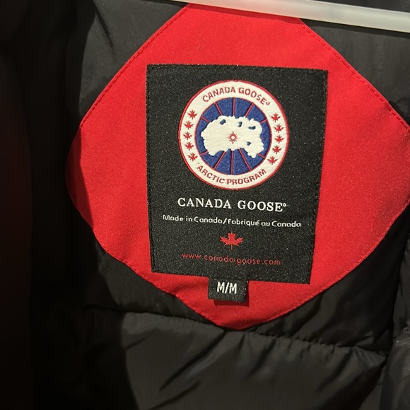 Canada Goose like new winter coat - Picture 3 of 3